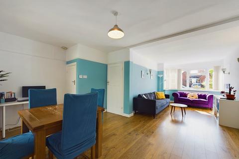 10 Catherine Road, Worcester, WR2 4JL