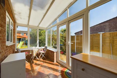 10 Catherine Road, Worcester, WR2 4JL