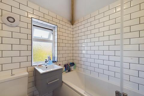10 Catherine Road, Worcester, WR2 4JL