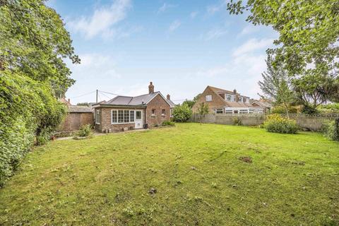 1 bedroom detached bungalow for sale, Hawthorne Grove, Hayling Island, Hampshire