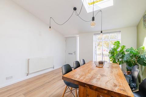 161 Beccles Road, Lowestoft, NR33 8PA