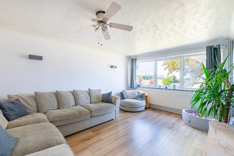 161 Beccles Road, Lowestoft, NR33 8PA