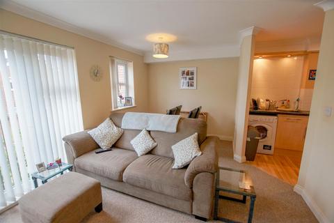 2 bedroom maisonette for sale, Guildford Close, Southbourne