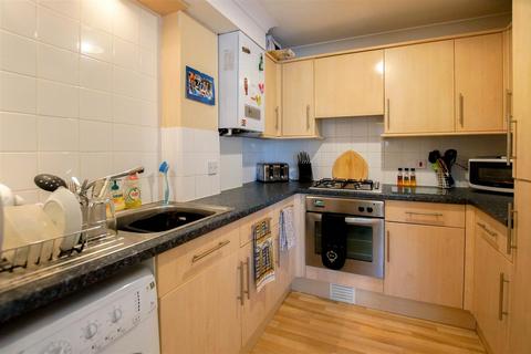 2 bedroom maisonette for sale, Guildford Close, Southbourne