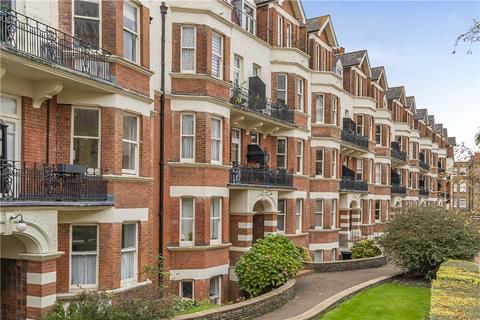 2 bedroom apartment for sale, Honeybourne Road, London