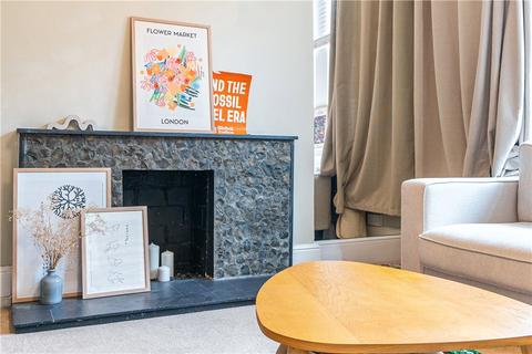 2 bedroom apartment for sale, Honeybourne Road, London