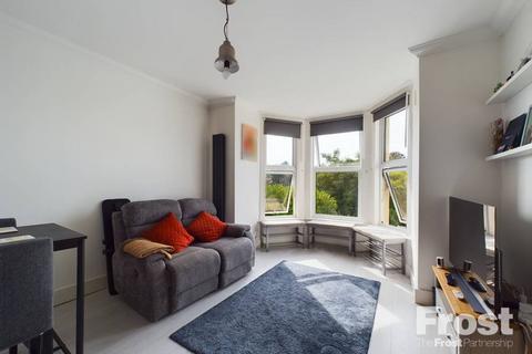 1 bedroom apartment for sale, Riverside Road, Staines-upon-Thames, Surrey, TW18