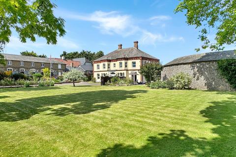 5 bedroom detached house for sale, St. Marys Square, Newmarket