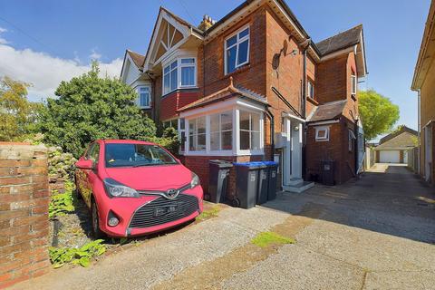 1 bedroom flat for sale, Bruce Avenue, Worthing, BN11