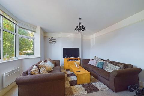 1 bedroom flat for sale, Bruce Avenue, Worthing, BN11