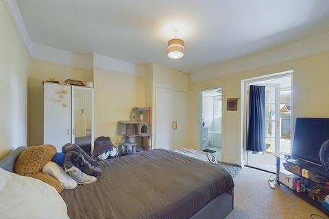 1 bedroom flat for sale, Bruce Avenue, Worthing, BN11