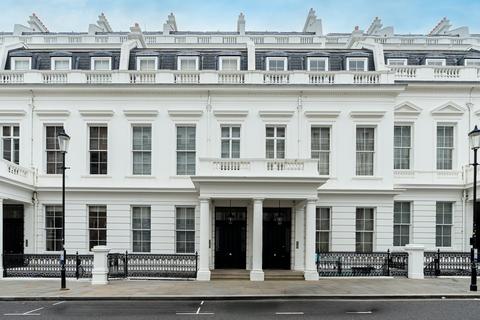 3 bedroom flat for sale, Lancaster Gate, London W2