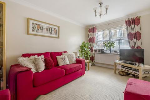 31 Kendall Road, London, SE18 4ND