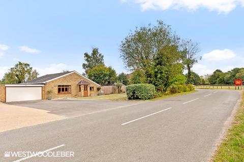 3 bedroom detached bungalow for sale, Brickendon Green, Hertford SG13