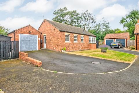 2 bedroom detached bungalow for sale, Piper Hill Close, Barton, Richmond