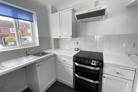 1 bedroom end of terrace house for sale, Sheen Close, Salisbury SP2