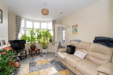 2 bedroom terraced house for sale, Anchorway Road, Finham