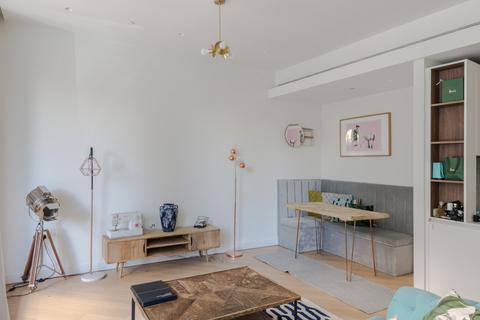 Apartment 6, 3 Wood Crescent, London, W12 7GN