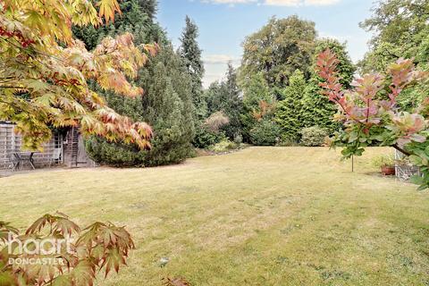 4 bedroom detached bungalow for sale, Oaklands Gardens, Bessacarr, Doncaster