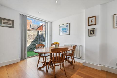 2 bedroom end of terrace house for sale, Graham Road, London, W4