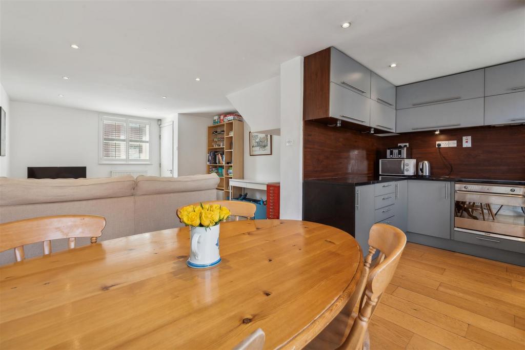 Graham Road, W4 - FOR SALE