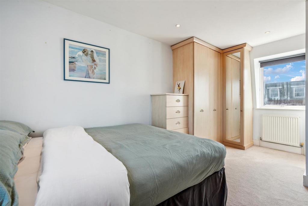 Graham Road, W4 - FOR SALE