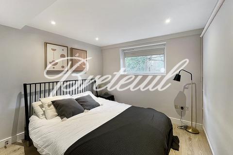 1 bedroom apartment for sale, Courtfield Gardens, London