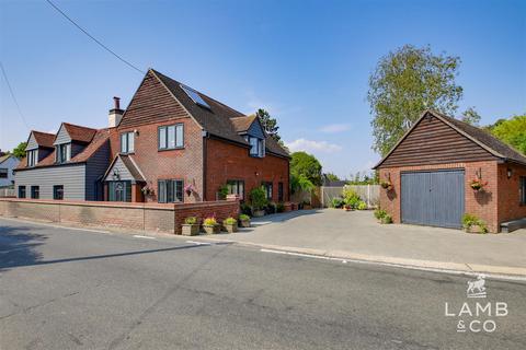 5 bedroom detached house for sale, The Street, Kirby-Le-Soken CO13