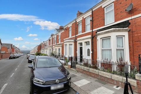 3 bedroom terraced house for sale, Benwell Grove, Newcastle upon Tyne NE4