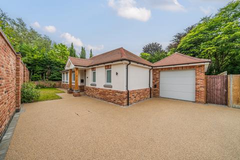 3 bedroom bungalow for sale, The Ridgeway, Fetcham, Leatherhead, KT22