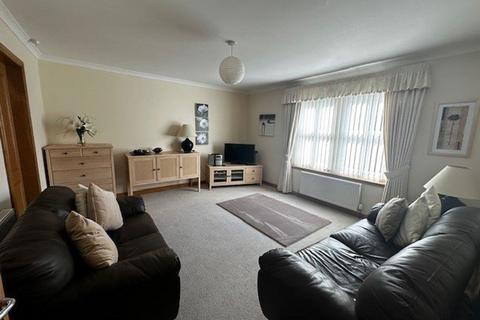 2 bedroom flat to rent, James Foulis Court, Fife