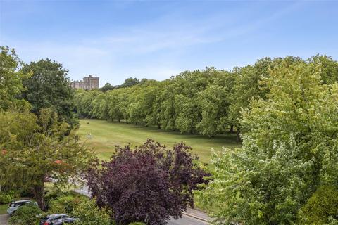 5 bedroom end of terrace house for sale, Long Walk Villas, 76A Kings Road, Windsor, Berkshire, SL4