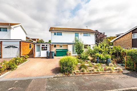 5 bedroom detached house for sale, Hawthorn Close, Saltdean, Brighton