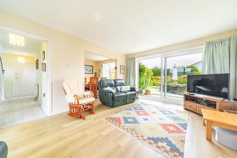 5 bedroom detached house for sale, Hawthorn Close, Saltdean, Brighton