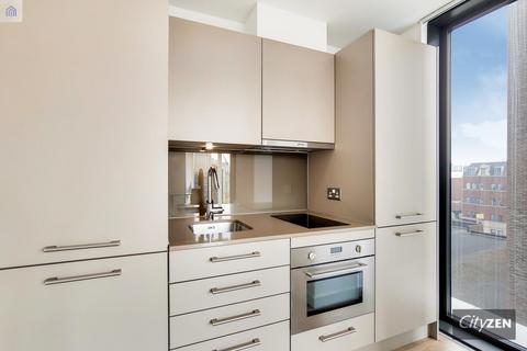 1 bedroom flat for sale, Stratosphere Tower, Stratford E15