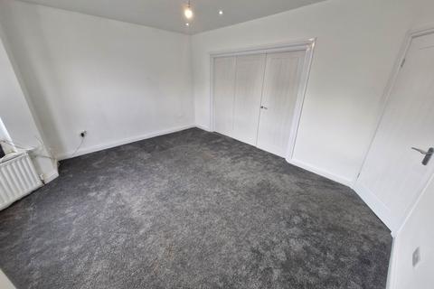 4 bedroom end of terrace house for sale, Dunstable Road, Luton LU4