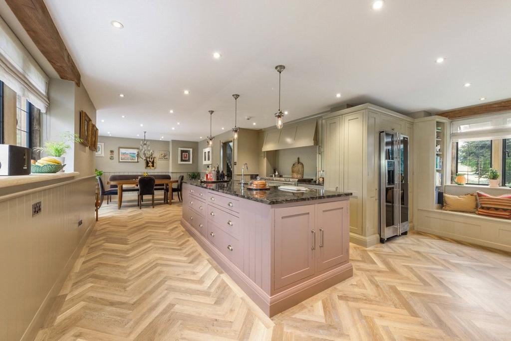 Kitchen/Dining
