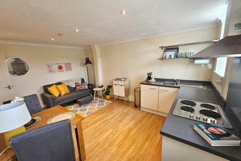 1 bedroom apartment for sale, Sydenham Road, Surrey CR0