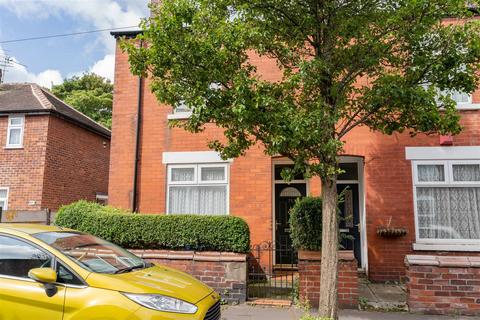 2 bedroom end of terrace house for sale, Hill Street, Withington