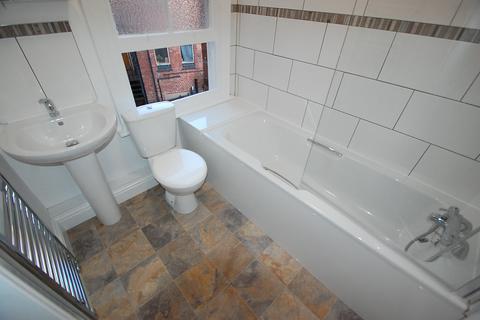 1 bedroom apartment to rent, Market Place, Burton upon Trent DE14