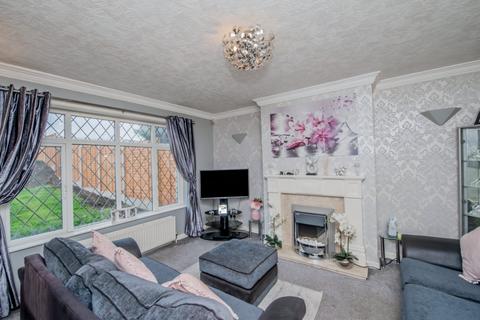 4 bedroom semi-detached house for sale, Denbrook Avenue, Bradford, West Yorkshire, BD4