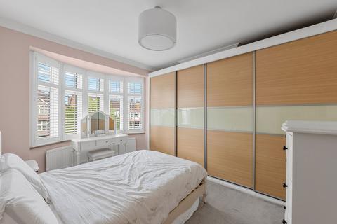 147 Bridgewood Road, Worcester Park, KT4 8XT