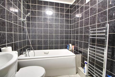 undefined, Dunraven Drive, Enfield