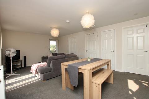 2 bedroom apartment for sale, Charles Court, Railway View, Kettering, Northamptonshire, NN16