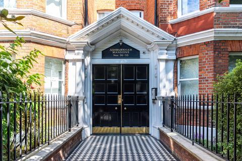 3 bedroom flat for sale, Ashburnham Mansions, Chelsea, London, SW10