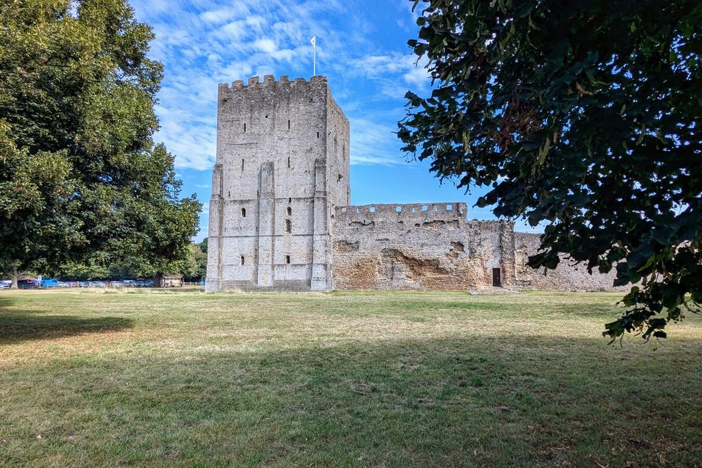 CASTLE STREET, PORTCHESTER 5 bed house for sale £750,000