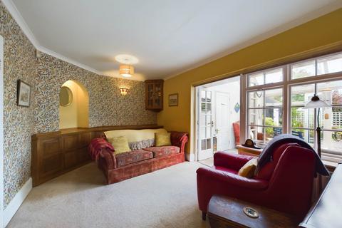 23 Chipperfield Road, Bovingdon, Hemel Hempstead, HP3 0JN
