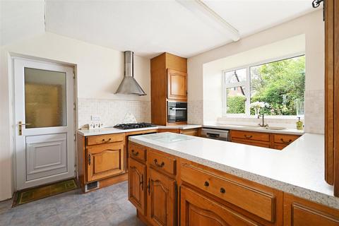 19 Bateman Close, New Whittington, Chesterfield, S43 2DT