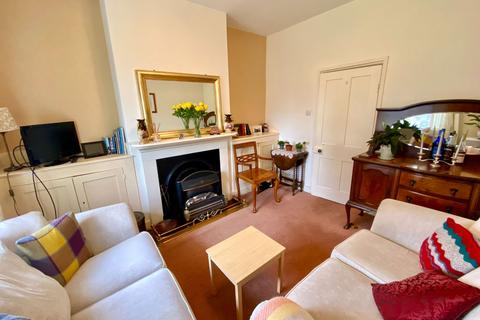 First Floor Flat, Moon Hill Cottage School Lane, Aberford, Leeds, LS25 3BU