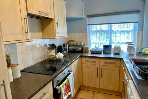 First Floor Flat, Moon Hill Cottage School Lane, Aberford, Leeds, LS25 3BU
